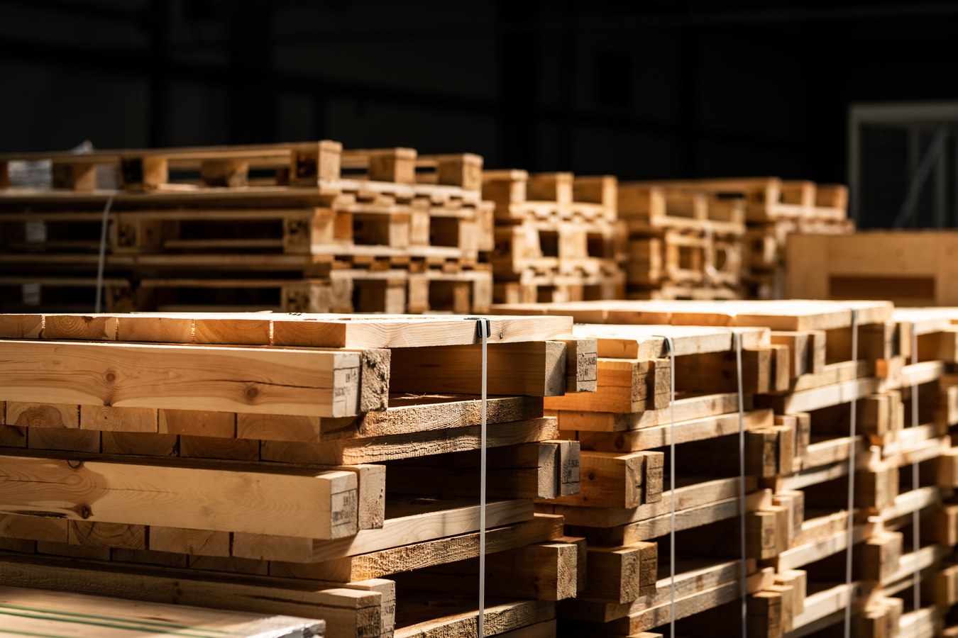Fabrication et vente de palettes en Auvergne-Rhône-Alpes