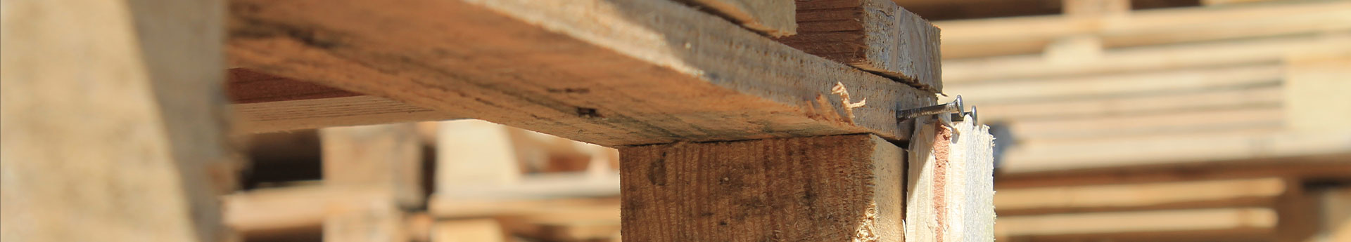 Fabricant de palettes en bois à Saint-Didier-de-la-Tour